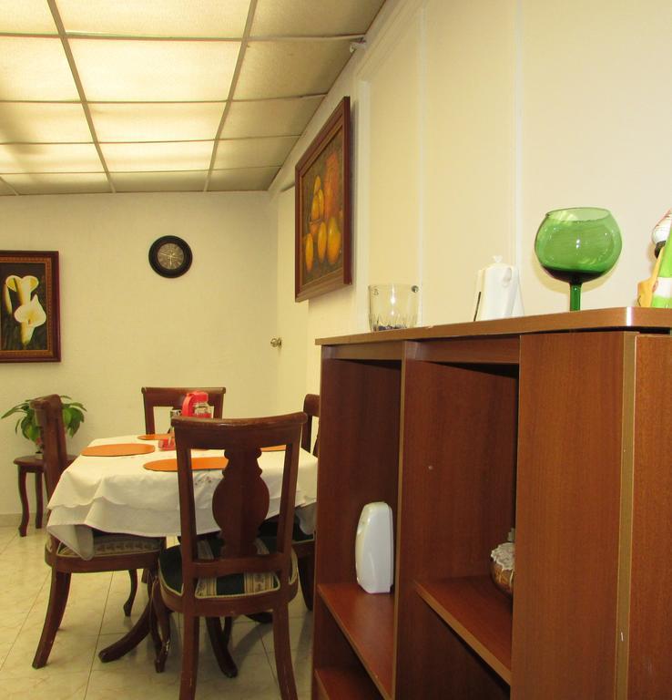 Maison d'hôtes Casa De Huespedes Shalom Victoria à Bogotá Extérieur photo