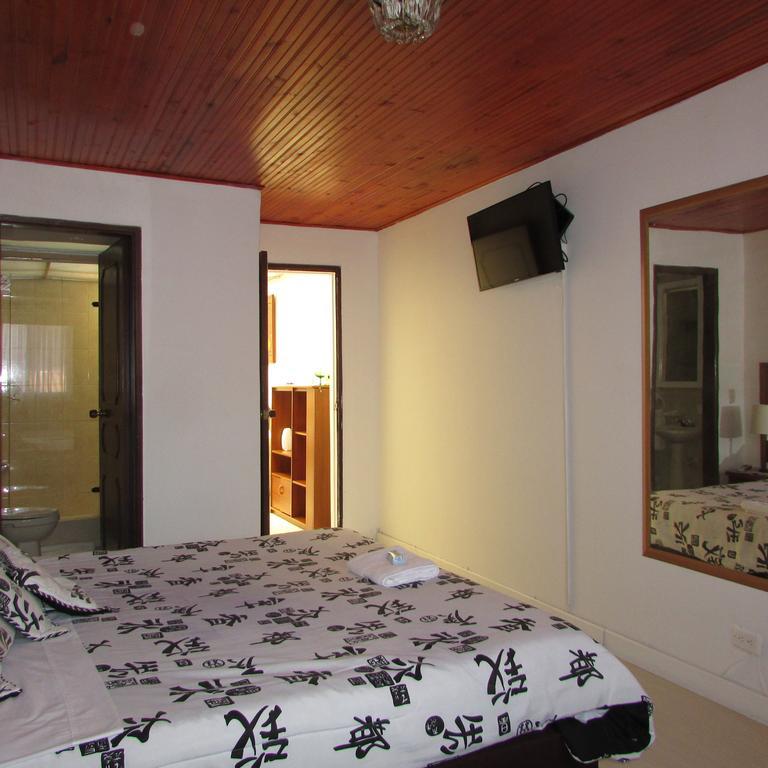 Maison d'hôtes Casa De Huespedes Shalom Victoria à Bogotá Extérieur photo