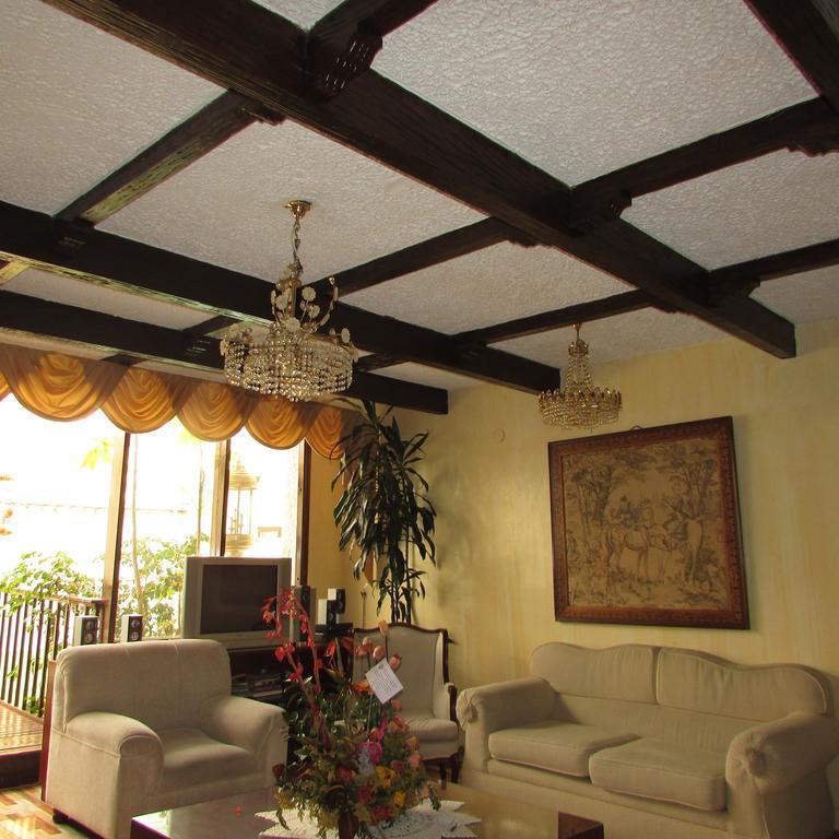 Maison d'hôtes Casa De Huespedes Shalom Victoria à Bogotá Extérieur photo