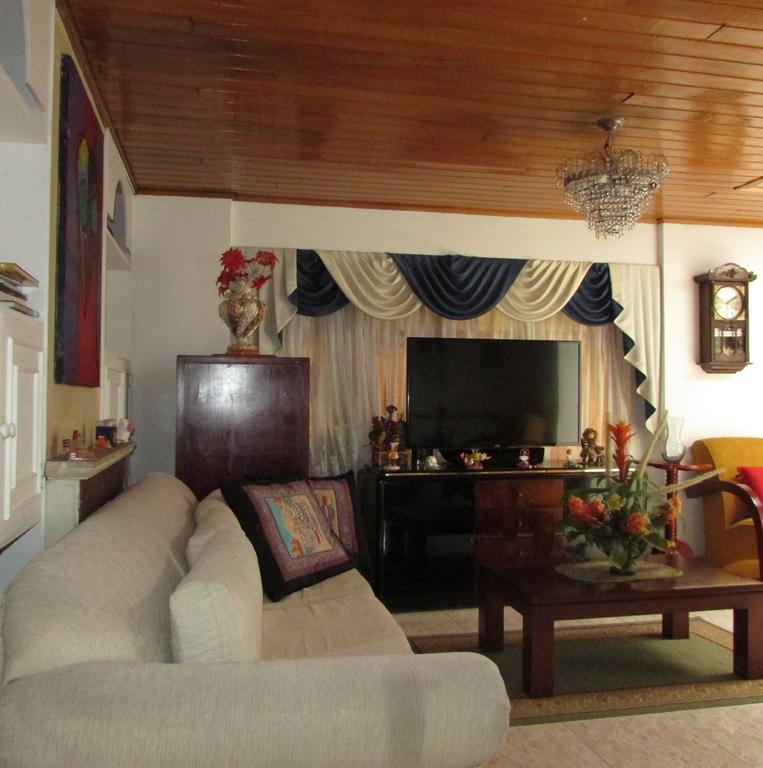 Maison d'hôtes Casa De Huespedes Shalom Victoria à Bogotá Extérieur photo